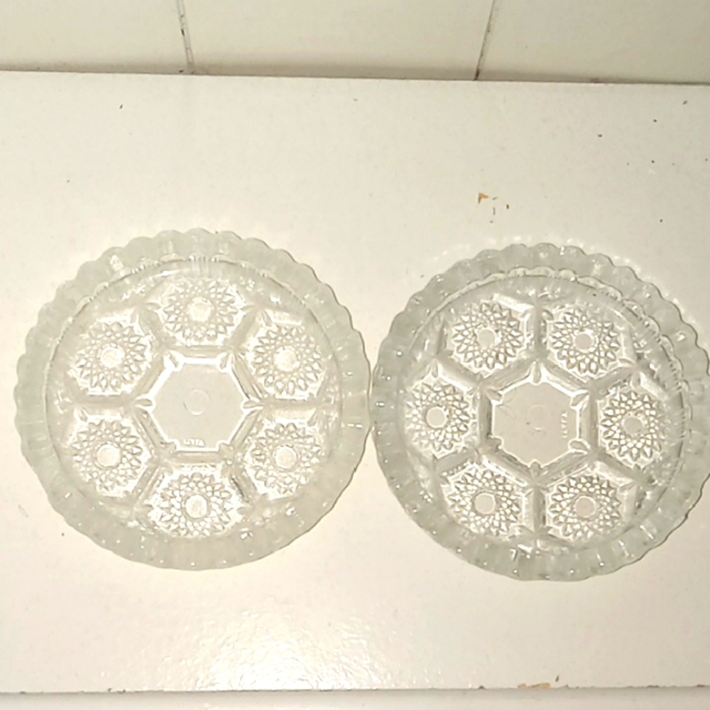 Clear Glass Decorative Italian ashtrays